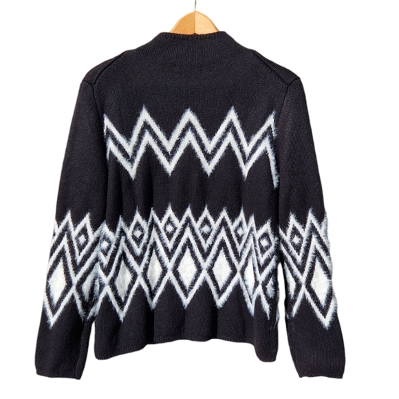 Banana Republic Modern Fair Isle Black and White Sweater. Size M - Picture 2 of 9
